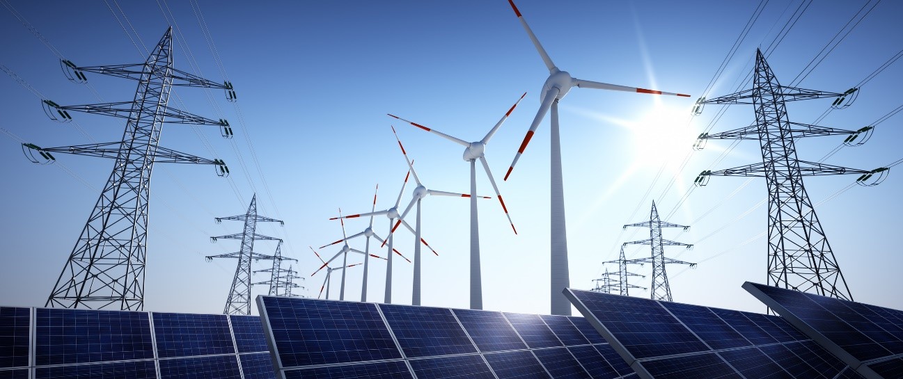 Sistema fotovoltaico y con turbinas eólicas, en Alemania.  / Istock